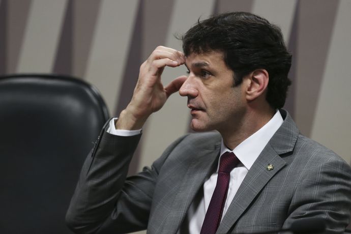 PF indicia assessores de ministro de Bolsonaro no caso do laranjal do PSL