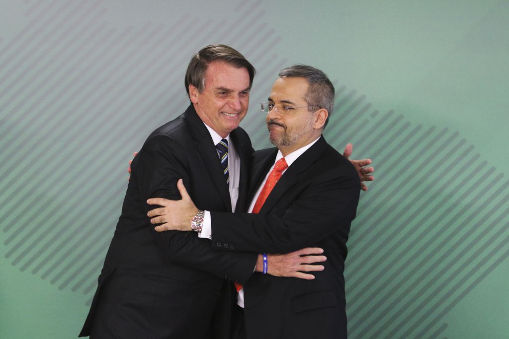 Orçamento do MEC regride uma década com Bolsonaro e Weintraub