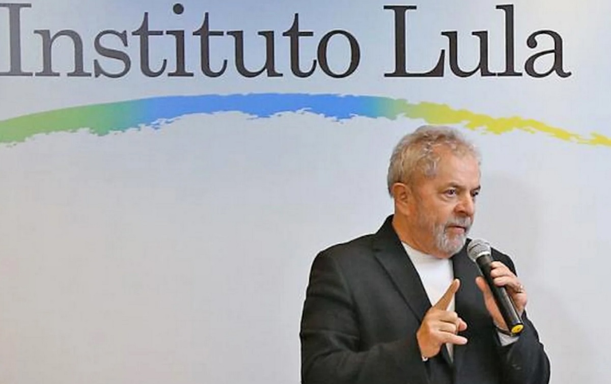Fachin manda ação sobre Instituto Lula voltar à etapa das alegações finais