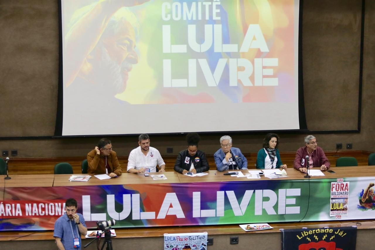 Boletim especial da Plenária Nacional Lula Livre