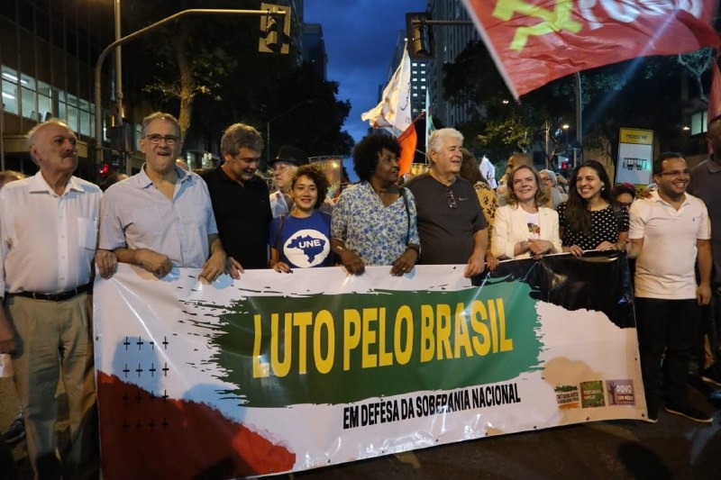 Ato em defesa da Soberania Nacional e da Petrobras no Rio de Janeiro