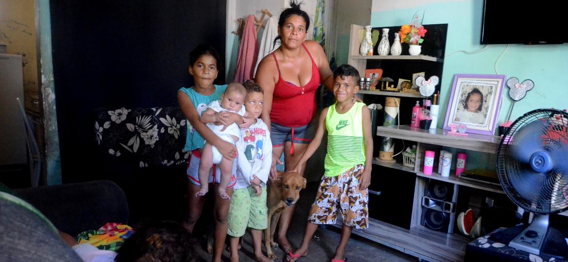 Cortes no Bolsa Família sentenciam famílias a um Natal de fome
