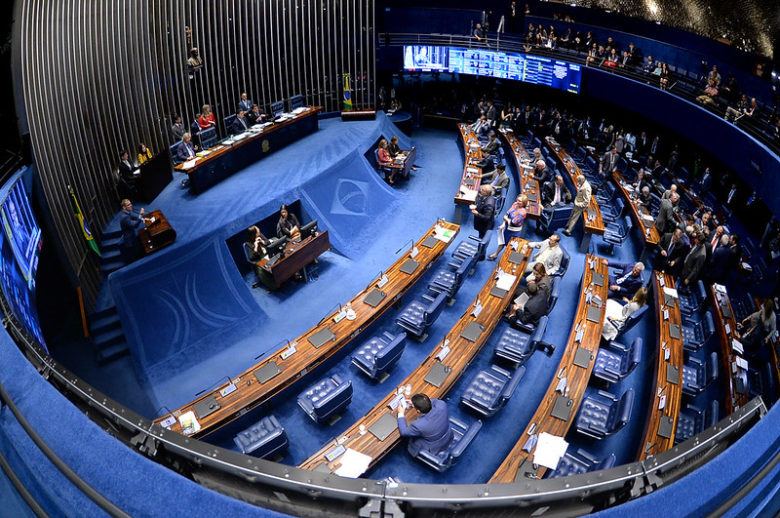 Senadores apresentam recurso para analisar “segunda instância” no plenário