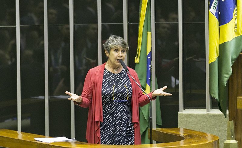 Kokay: Bolsonaro leva à falência seu próprio discurso de combate à corrupção