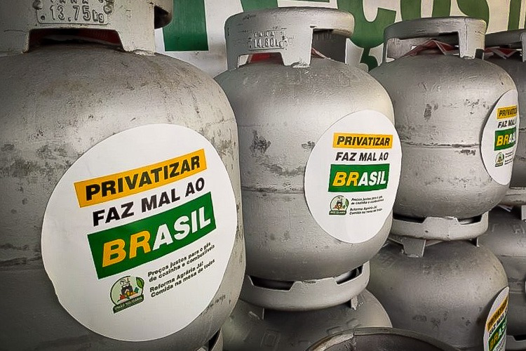CMP e FUP promovem ação com venda de botijão de gás a preço justo