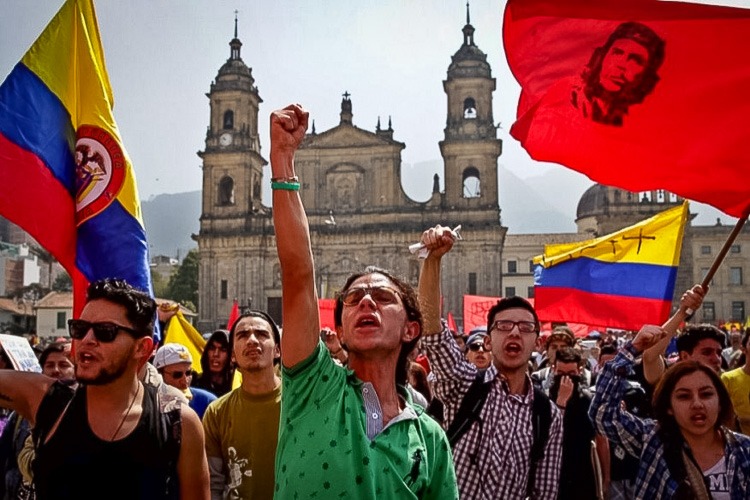 Juventude brasileira manifesta solidariedade aos jovens da Colômbia