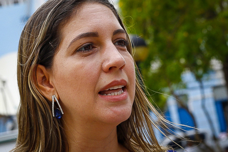 PT repudia ataques à vereadora Larissa Gaspar em Fortaleza
