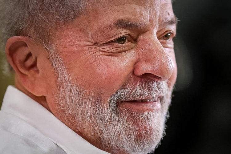 Lula celebra apoio de Joe Biden à quebra de patentes de vacinas