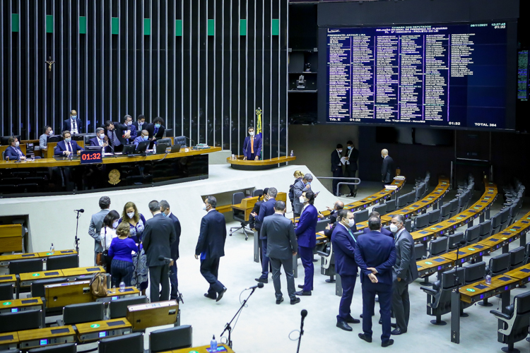 PEC do Calote é aprovada, mas Oposição impede manipulação da ‘regra de ouro’