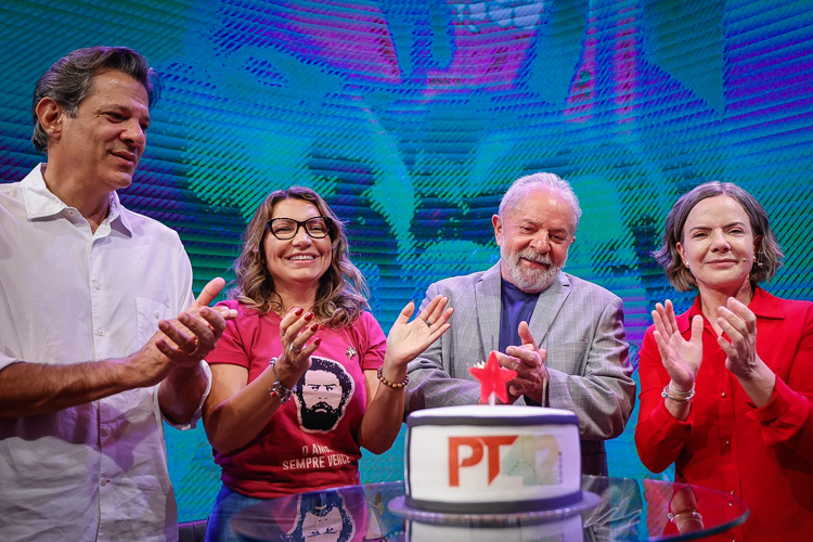 Lula: “A classe trabalhadora sabe cuidar desse país melhor do que ninguém”