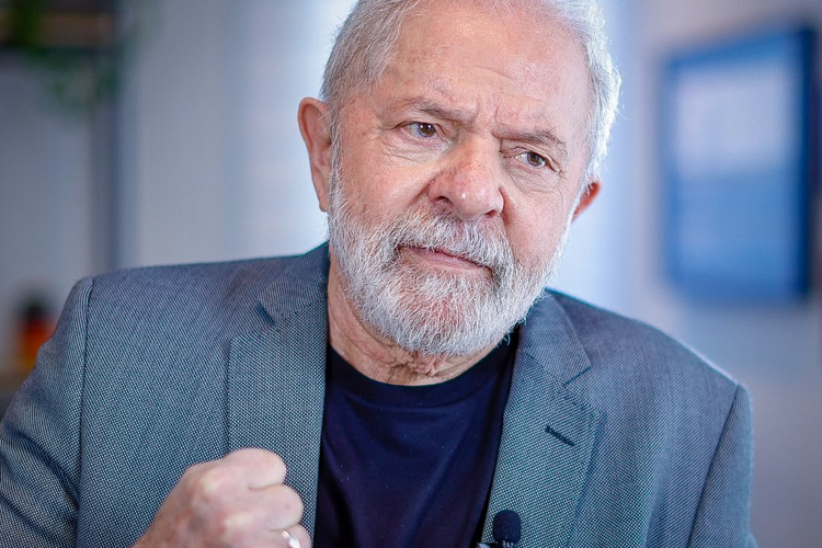 “Emprego para mim é obsessão”, diz Lula em entrevista nesta quarta