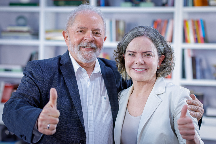 Lula defende maioria de mulheres no Congresso e igualdade salarial
