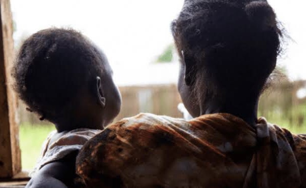 Auxílio Brasil não beneficia realmente as famílias em vulnerabilidade social