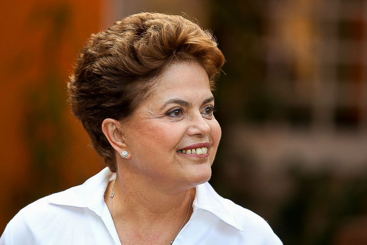 Justiça nega ação de improbidade administrativa contra Dilma e Mantega