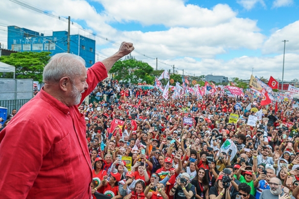 Lula: É importante a gente convencer cada pessoa a ir votar no dia 2”
