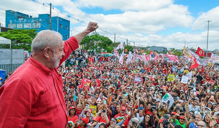 Lula: “É importante a gente convencer cada pessoa a ir votar no dia 2”