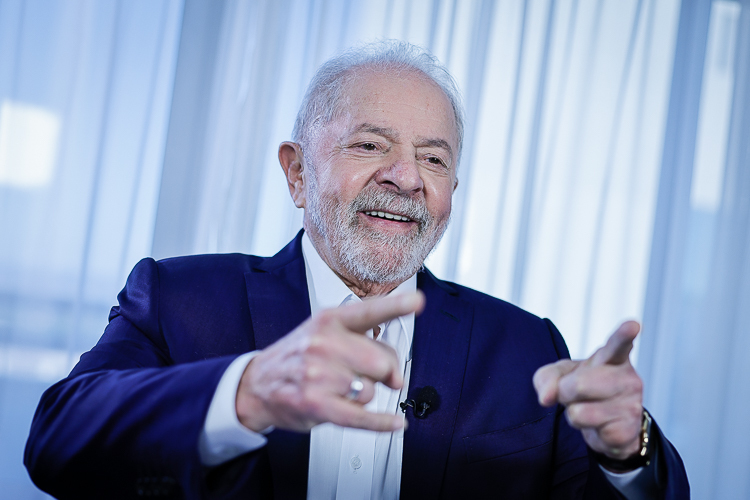 Lula no SBT: Bolsa Família de R$ 600 e reunificação do Brasil