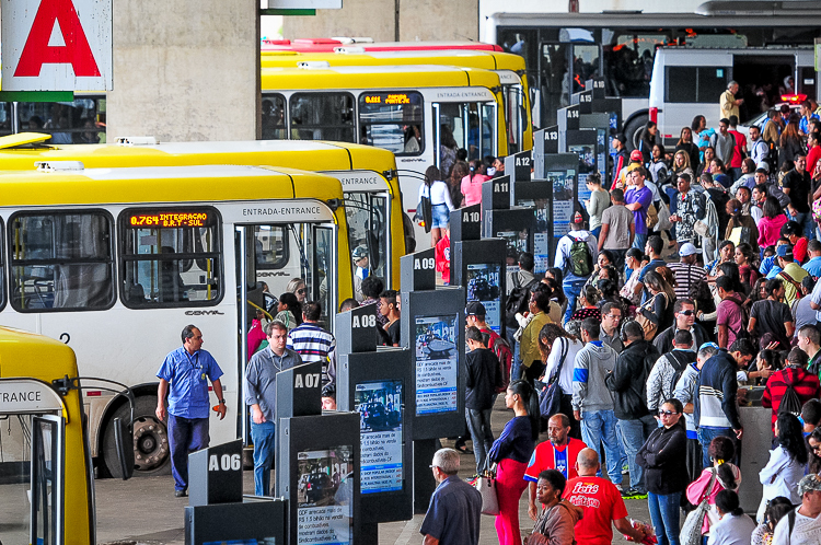 STF autoriza prefeituras liberarem transporte público gratuito no 2º turno