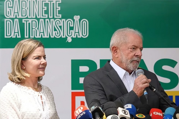 Lula: apesar de todas as dificuldades, nós vamos fazer o país voltar a crescer