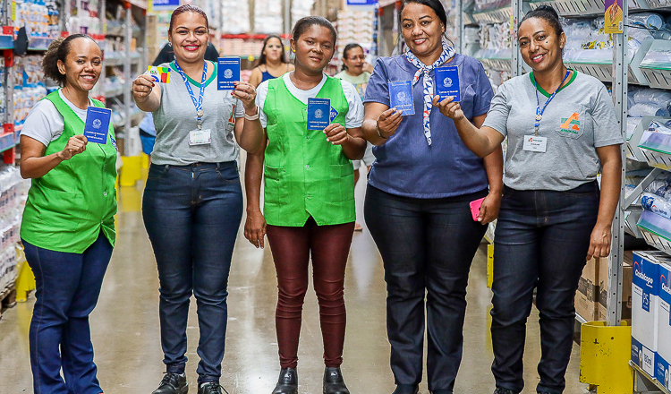 Governo Lula lança iniciativa para empregar beneficiários do Bolsa Família (Foto Reprodução/PT)