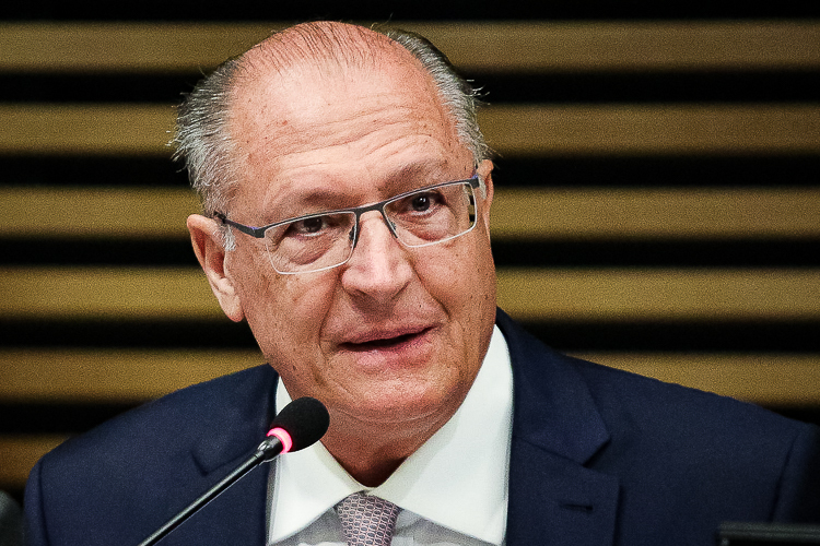 Alckmin, sobre juros abusivos do BC: “Passou da hora de reduzir a Selic”
