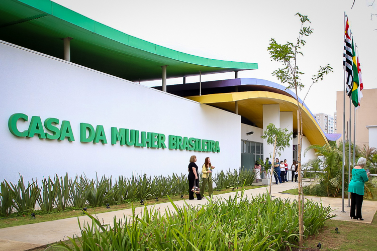 Governo Lula fortalece serviços especializados no atendimento às mulheres em situação de violência