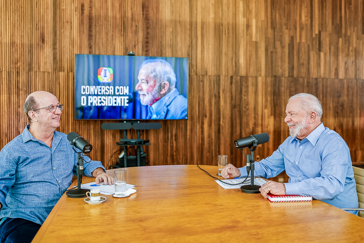 No Conversa Com o Presidente, Lula anuncia amplo programa de infraestrutura