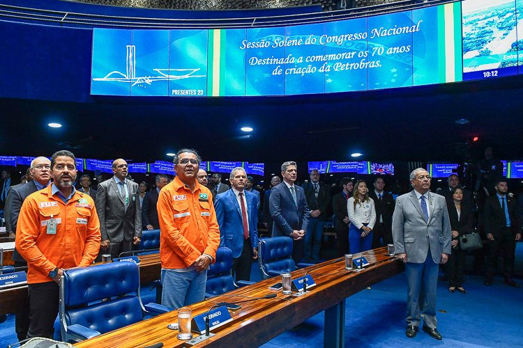 Congresso Nacional celebra 70 anos da Petrobras em sessão solene