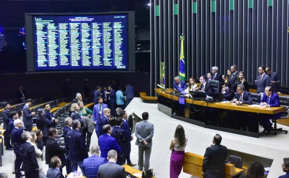 Congresso aprova 1º Orçamento do Governo Lula com mais recursos para saúde, educação e viabilizando o PAC