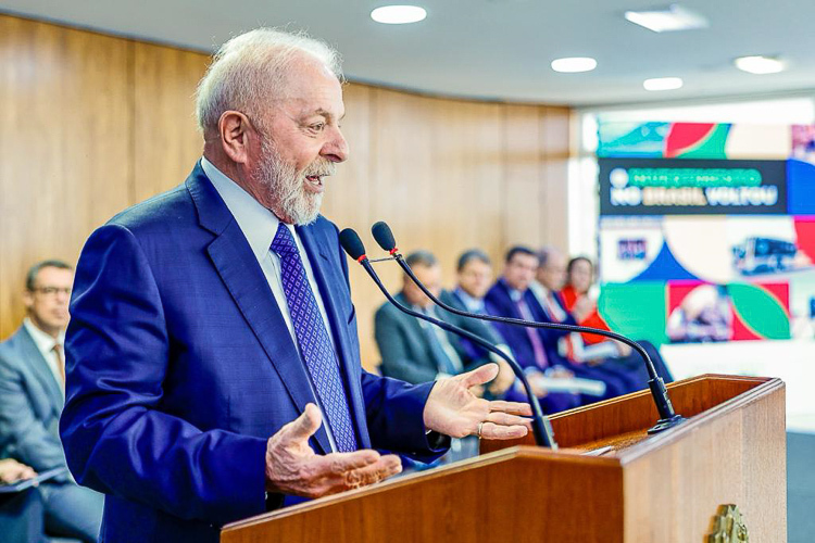 Com Lula, bancos públicos aprovam aporte recorde de R$ 56,4 bi a estados e municípios