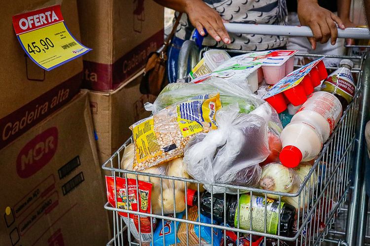 Efeito Lula: inflação dos supermercados é a menor dos últimos seis anos