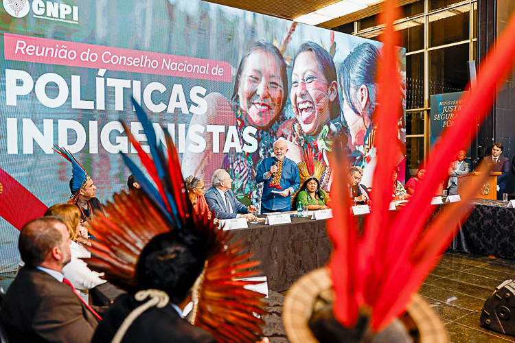 Lula homologa terras indígenas na retomada do Conselho de Política Indigenista