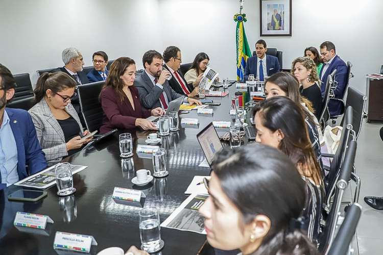 Enchente RS: Governo convoca plataformas para combater notícias falsas