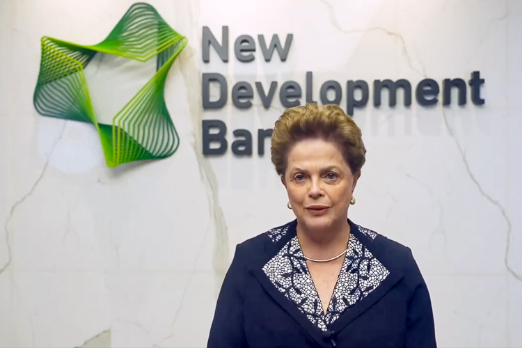 Banco dos BRICS libera R$ 5,75 bi ao RS, anuncia Dilma Rousseff