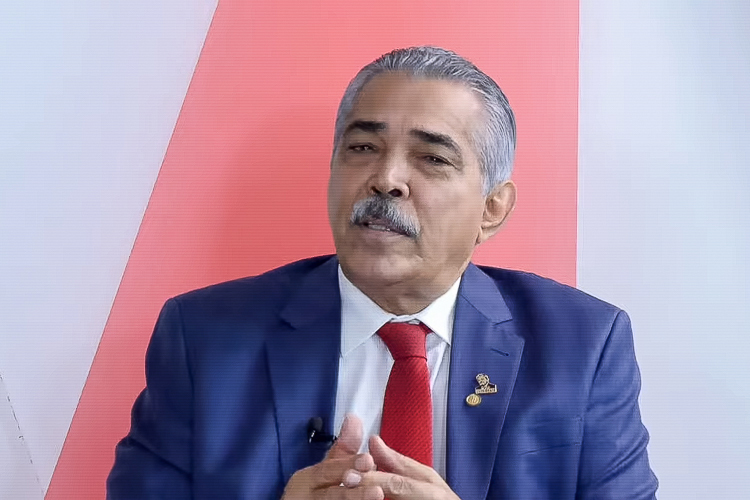 Leonardo Monteiro é pré-candidato do PT à Prefeitura de Governador Valadares