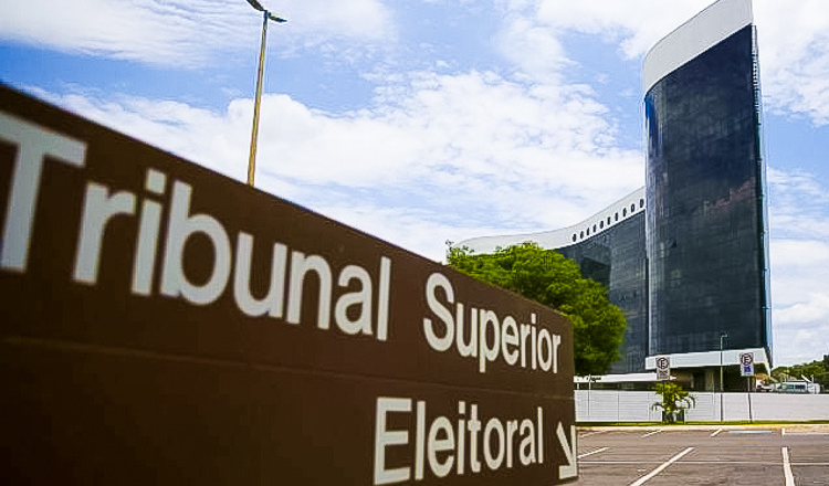 Chapa Lula-Alckmin quer barrar uso irregular de R$ 134 mi do fundo partidário do PL