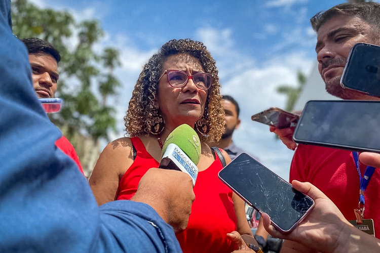 Vereadora Edna Sampaio é novamente vítima de perseguição política