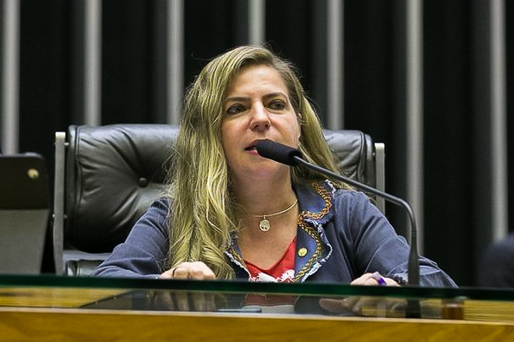 Luizianne apresenta PL sobre a Economia do Cuidado