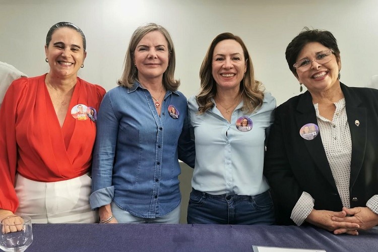 Gleisi visita Goiânia para impulsionar candidaturas locais