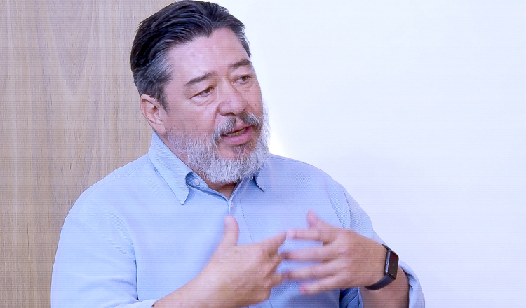 Família e violência: a cortina moral que desvia o debate público para o Carnaval