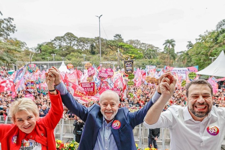 Lula diz que vitória de Boulos e Marta na eleição vai garantir mais ações federais em SP