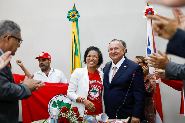 Lucinha Barbosa assume como deputada estadual pelo PT da Bahia