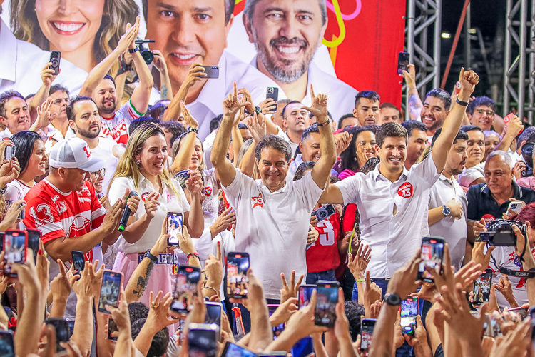 Evandro intensifica agenda na periferia de Fortaleza, dialoga com a população e amplia apoios | Partido dos Trabalhadores