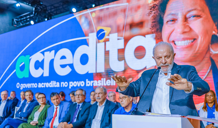 Expandido por Lula, programa Acredita vai injetar R$ 50 bi na economia