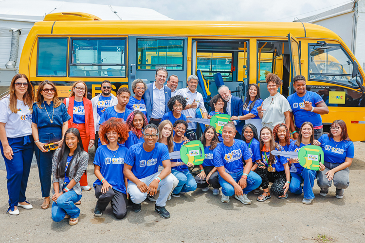 Governo Lula vai investir R$ 1,2 bi na educação básica da Bahia