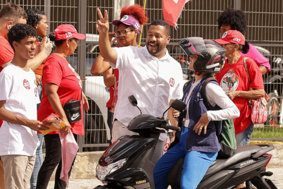 Vinicius Castello surpreende e larga na frente no 2° turno em Olinda