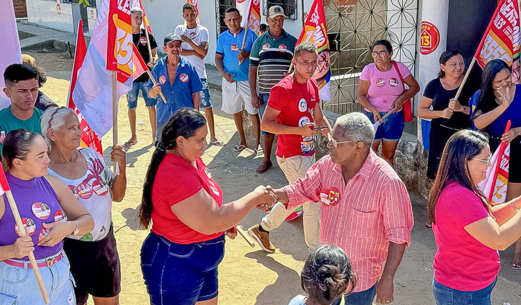 Waldemir Catanho intensifica campanha em busca de indecisos em Caucaia (CE)