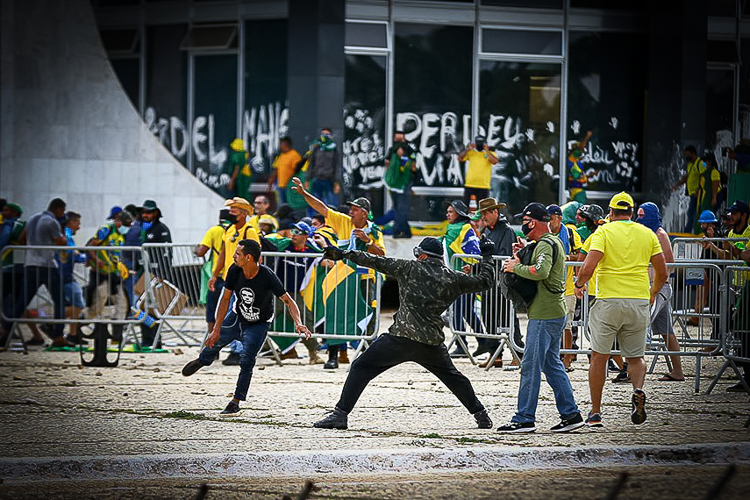 Datafolha: 62% dos brasileiros rechaçam anistia aos golpistas do 8/1