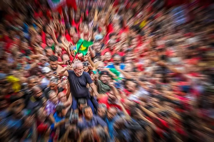 8 de novembro de 2019: há 5 anos, Lula conquistava liberdade após prisão injusta