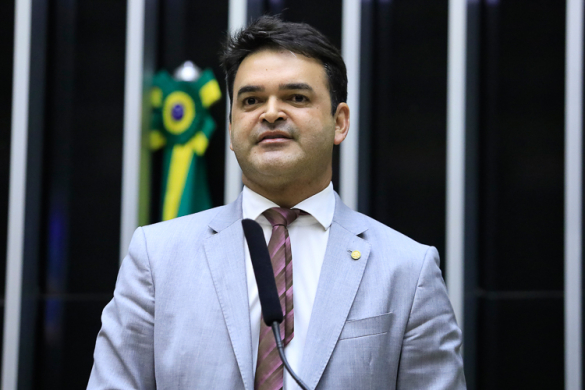 Com o voto do PT, Câmara aprova projeto que regulamenta emendas ao Orçamento